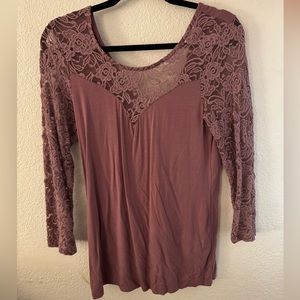 Women’s large lace top NWT